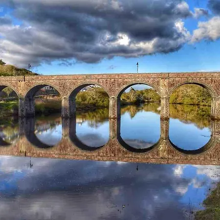 Beautiful Renovated Stone House For Dog Friendly, Quayside Location * Newport (Mayo)