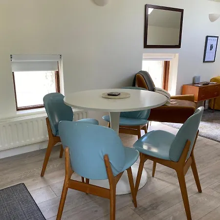 Beautiful Renovated Stone House For Dog Friendly, Quayside Location